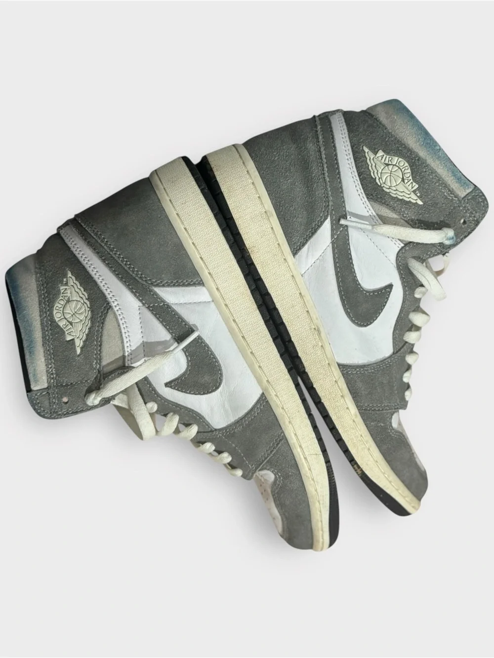 Nike Air Jordan 1 Retro High OG | Men’s 9 | Suede Grey
